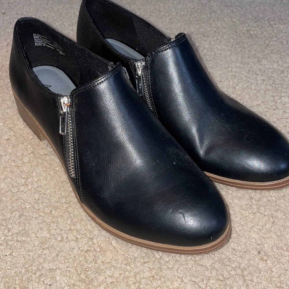 AMERICAN EAGLE Black Dress Shoes / Mini Boots Size 9